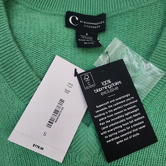 C by Bloomingdale's NWT Fern Green 100% Cashmere V-Neck Sweater - Small - Picture 5 of 6